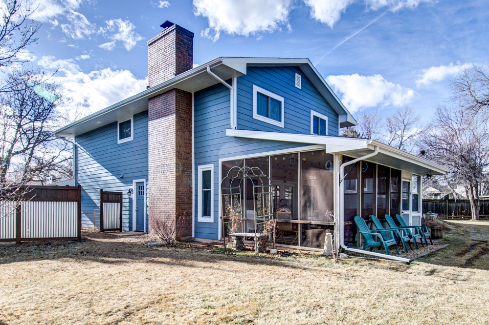 Photo By Northern Lights Exteriors. James Hardie Siding