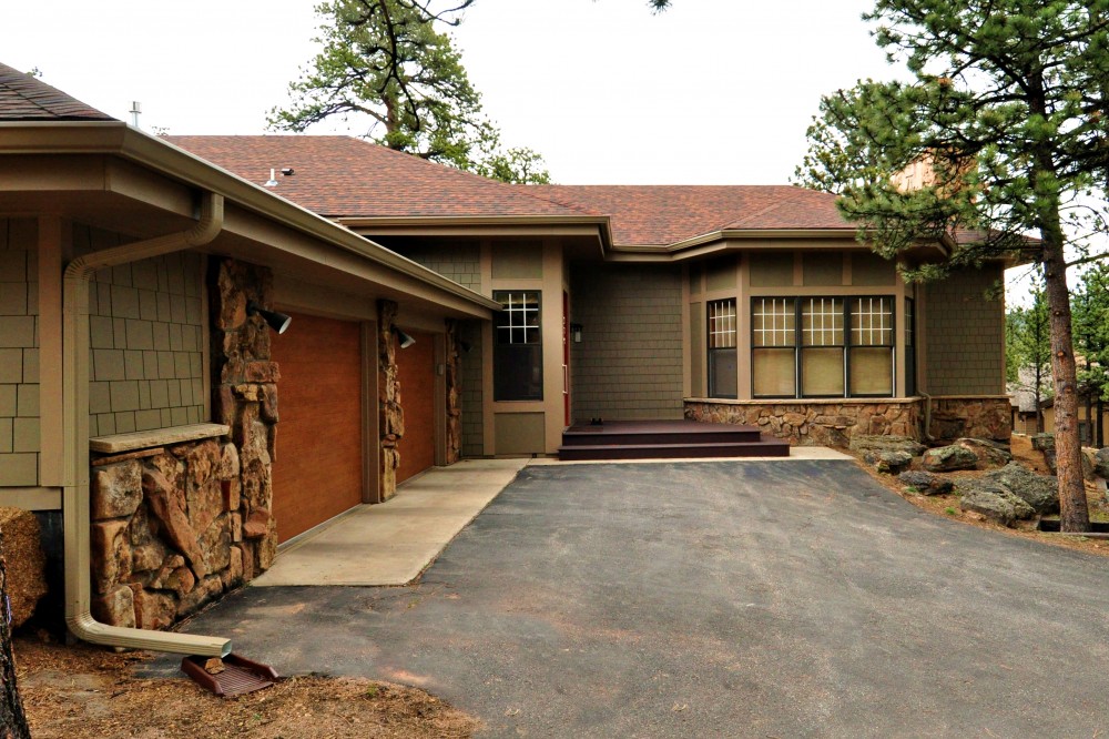 Photo By Northern Lights Exteriors. James Hardie Siding