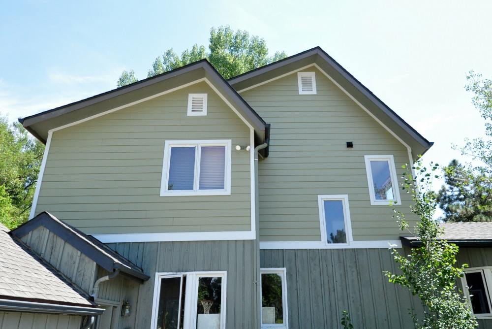 Photo By Northern Lights Exteriors. James Hardie Siding
