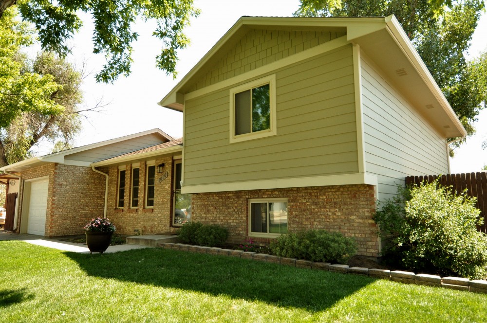 Photo By Northern Lights Exteriors. James Hardie Siding