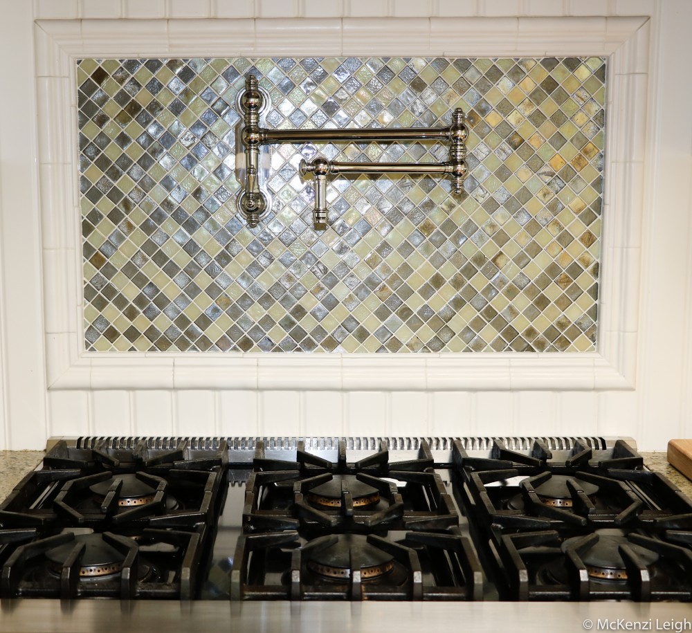 Photo By Jon R. Crase Construction, Inc.. Simply White - Kitchen Remodel 