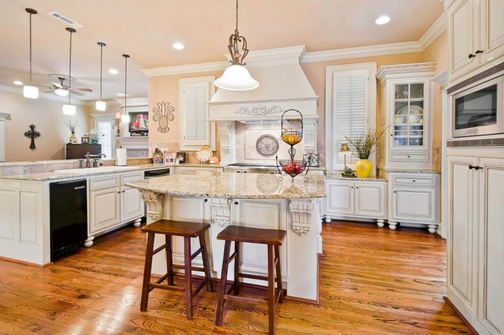 Photo By Celtic Custom Homes. Kitchens