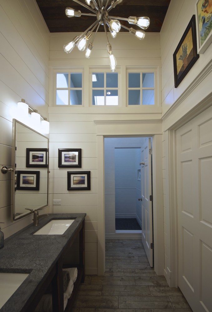 Photo By Ed Saloga Design Build. 