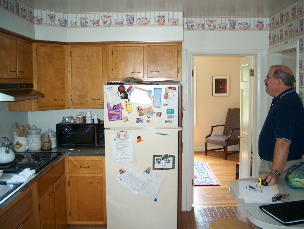 Photo By Houseworks Unlimited, Inc.. Washington Grove Kitchen Remodel
