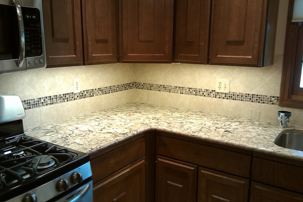 Photo By All American Kitchens & Baths. Kitchen Back Splash Pictures