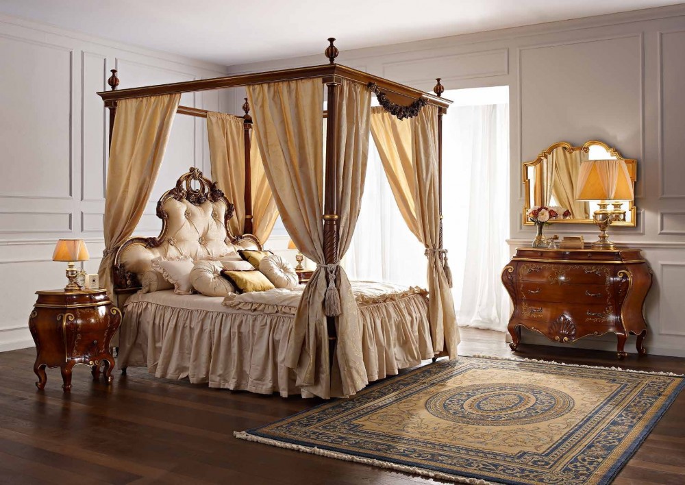 Photo By Www.DoMolding.com. Wainscoting / Wall Panles